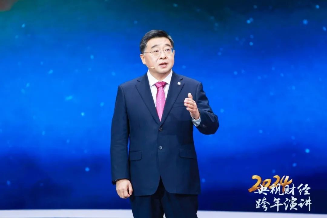 央视跨年演讲 | 杨东升：以一臂之力造福人类